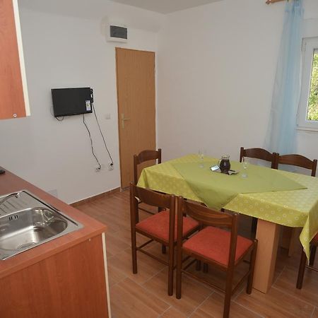 Apartments Citrus Turanj Chambre photo