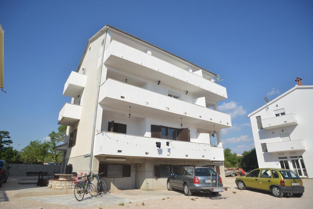 Apartments Citrus Turanj Extérieur photo