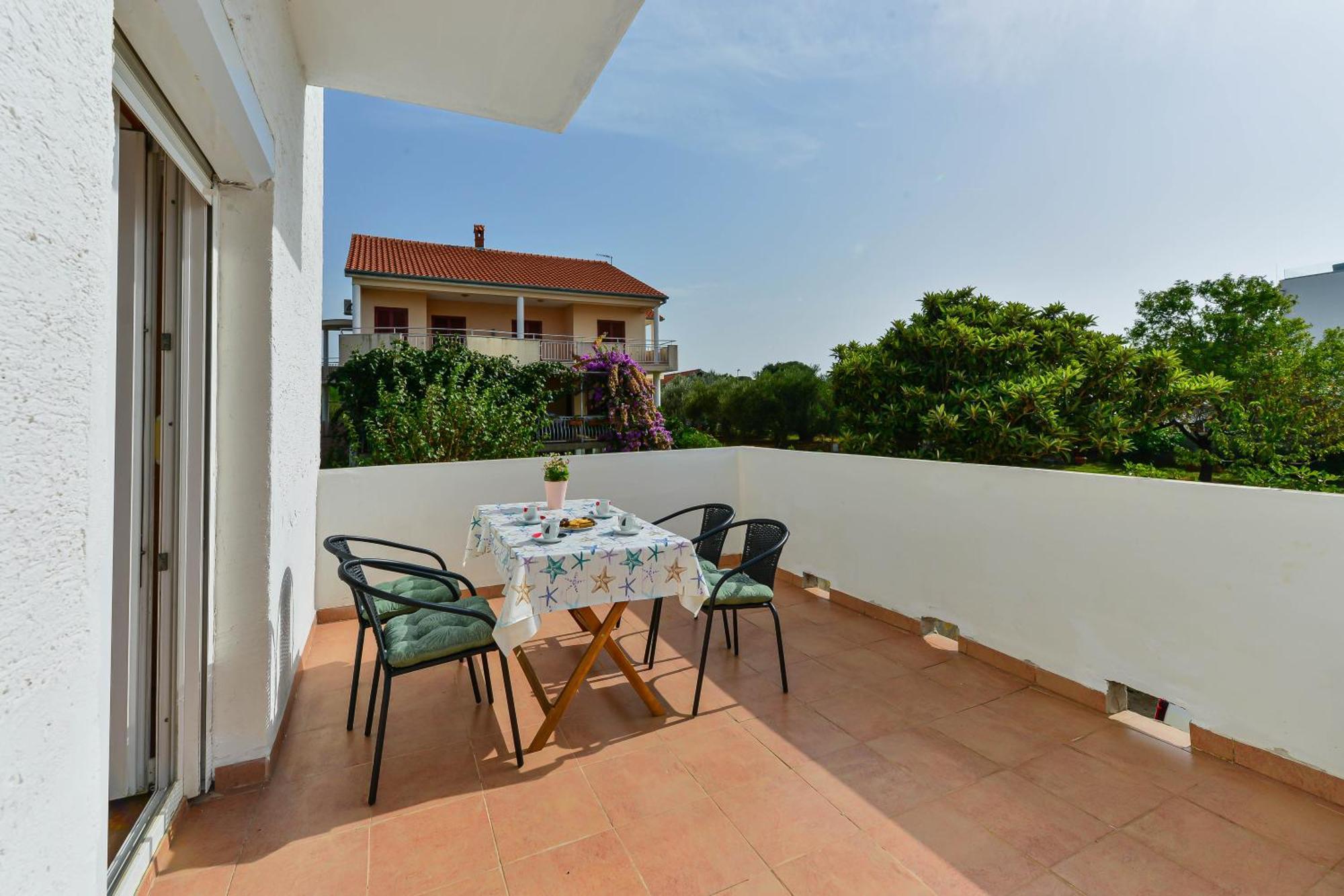 Apartments Citrus Turanj Extérieur photo