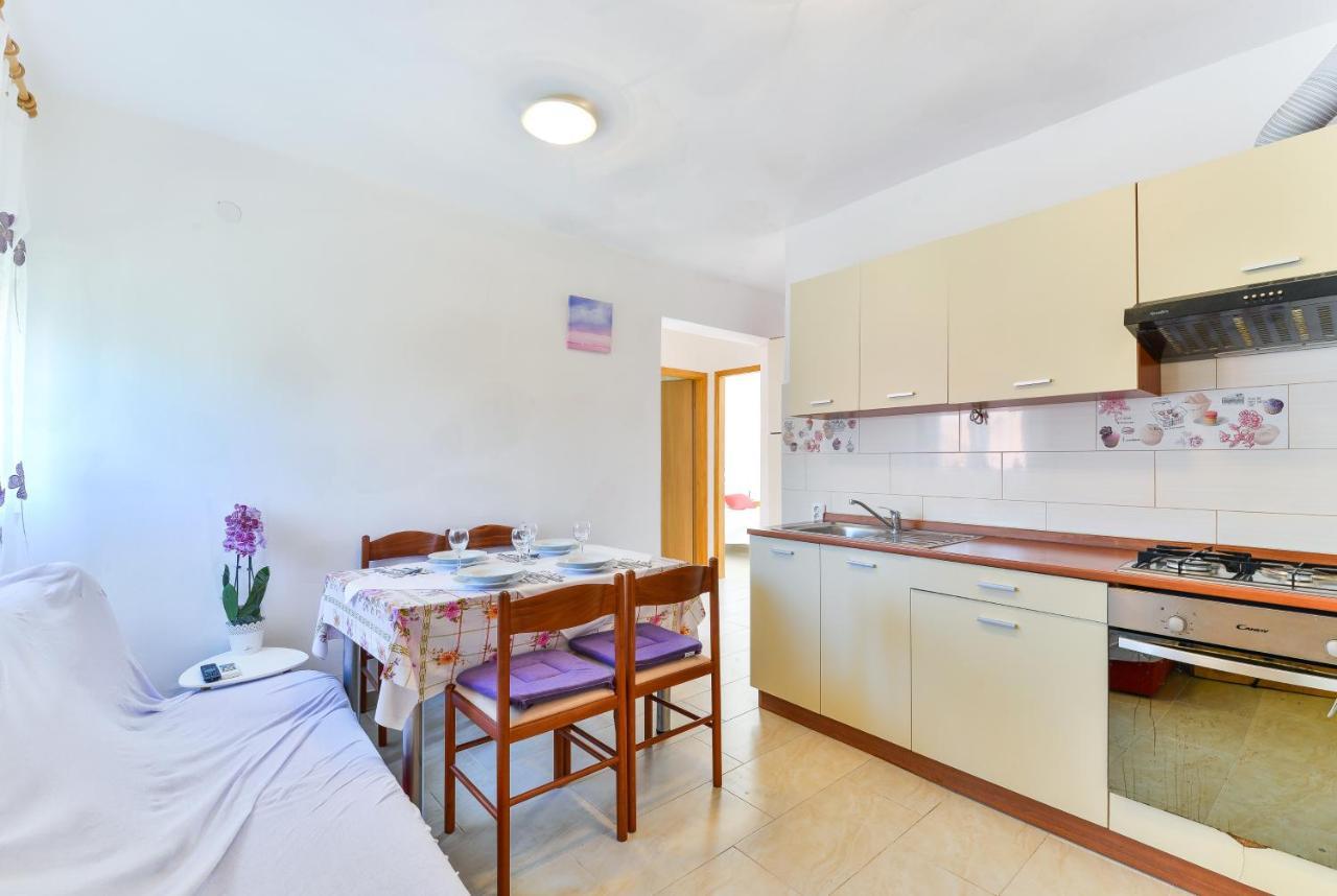 Apartments Citrus Turanj Extérieur photo