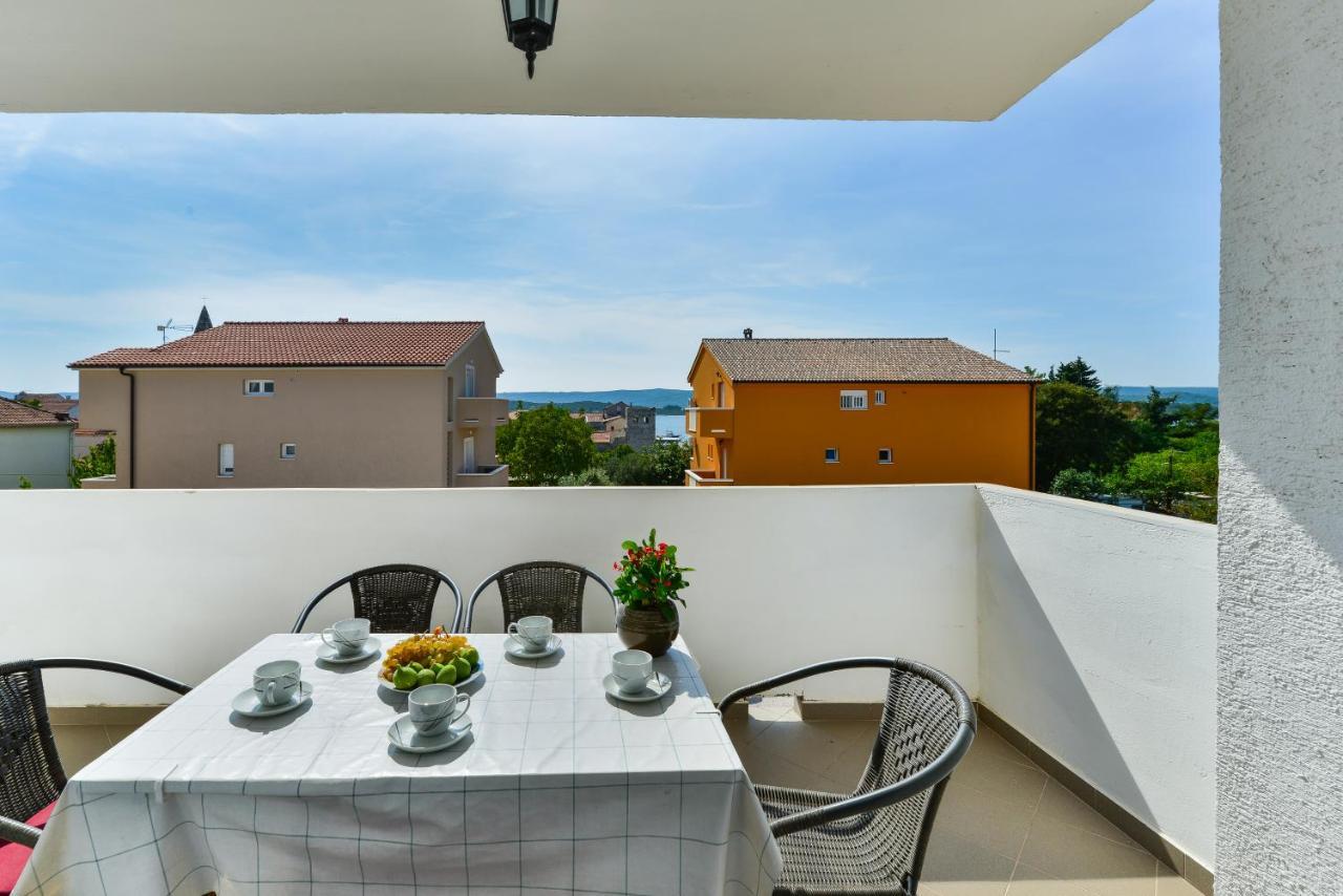 Apartments Citrus Turanj Extérieur photo