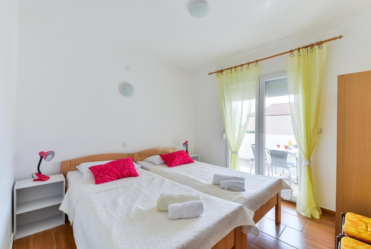 Apartments Citrus Turanj Extérieur photo