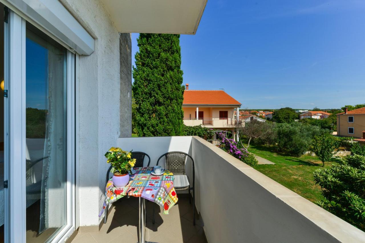 Apartments Citrus Turanj Extérieur photo